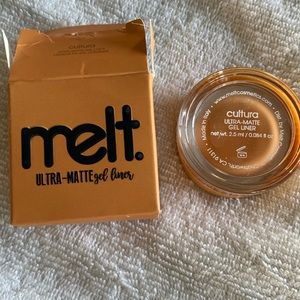 BNIB orange gel eye liner